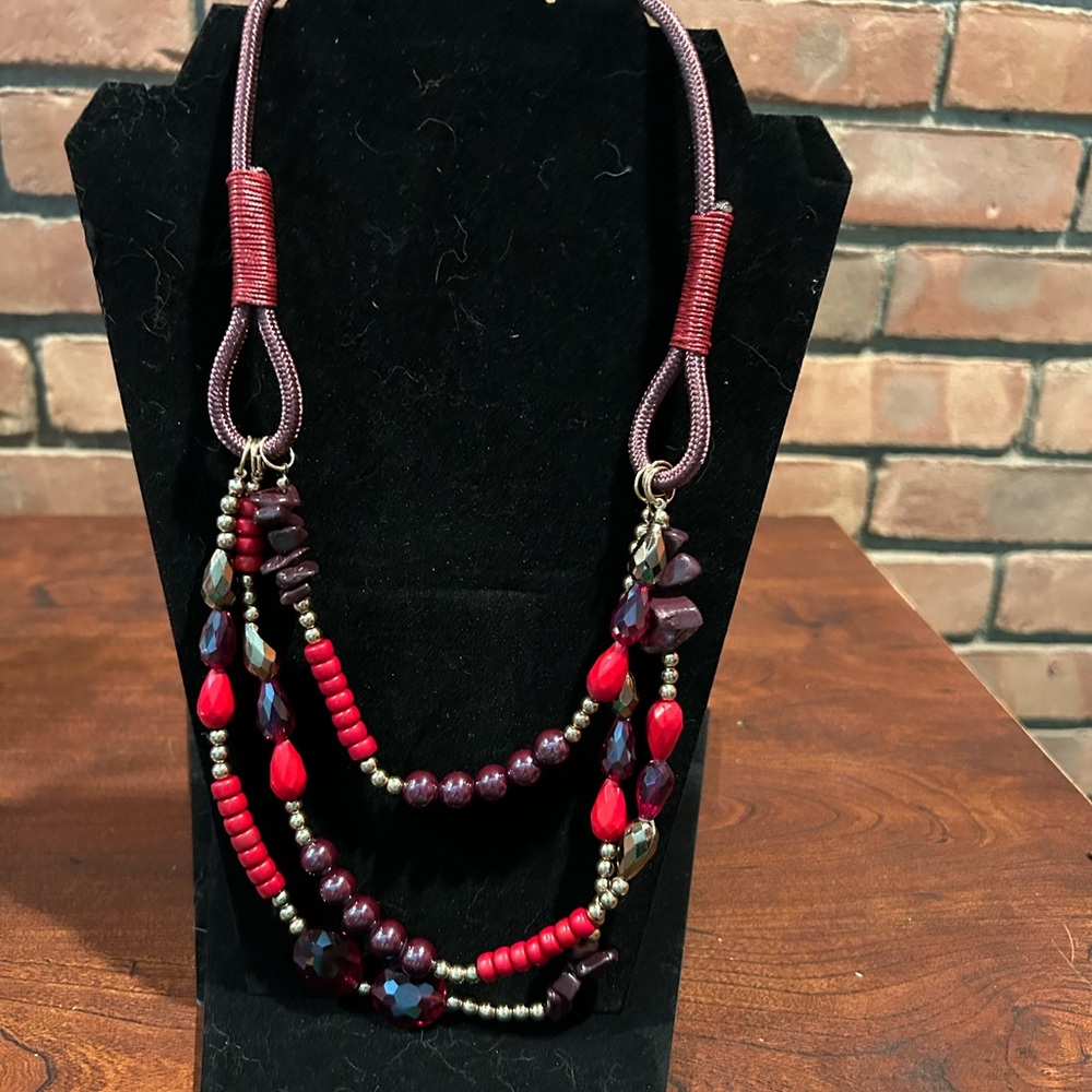 Source Unknown Red and Purple Beaded Necklace